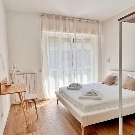Finella Charming Rooms Bari Esterno foto
