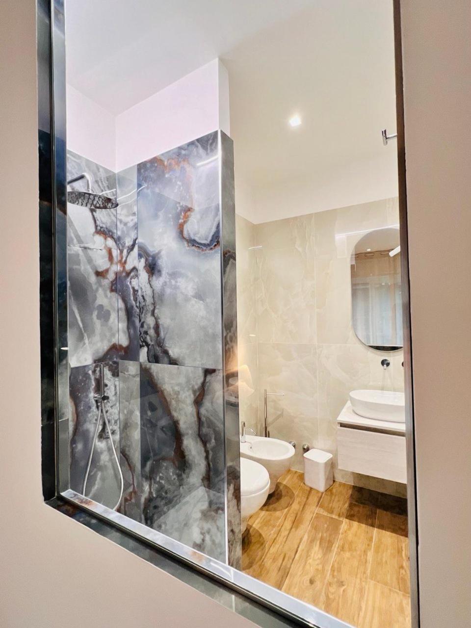 Finella Charming Rooms Bari Esterno foto